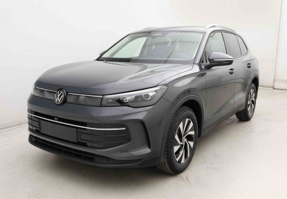 VOLKSWAGEN_VOLKSWAGEN_TIGUAN_2653517_25.jpg