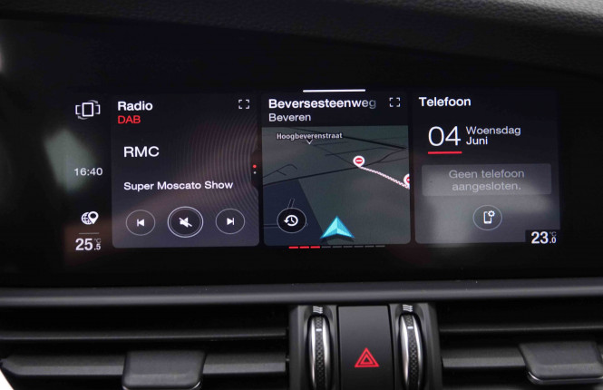 ALFAROMEO_ALFAROMEO_GIULIA_2548616_10.jpg