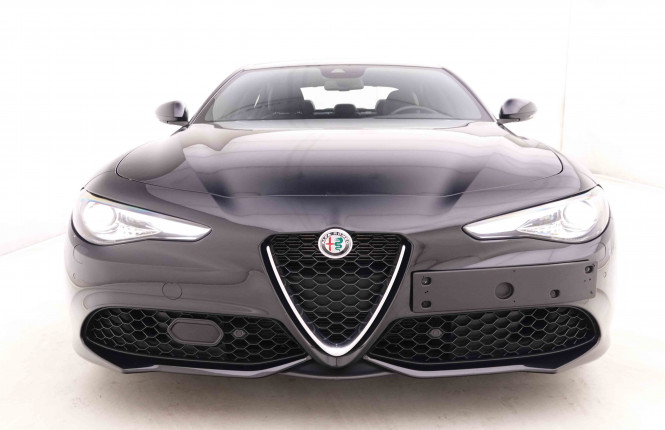 ALFAROMEO_ALFAROMEO_GIULIA_2548616_27.jpg