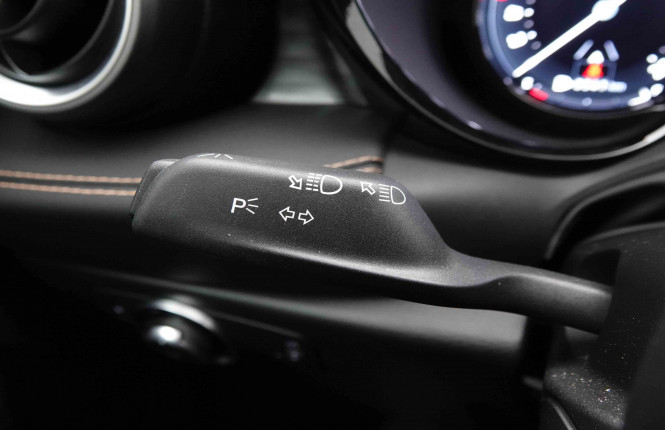 ALFAROMEO_ALFAROMEO_TONALE_2652944_18.jpg ALFAROMEO_ALFAROMEO_TONALE_2652944_18.jpg