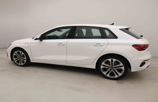 AUDI_AUDI_A3_2653699_26.jpg AUDI_AUDI_A3_2653699_26.jpg
