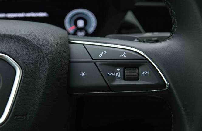 AUDI_AUDI_A3_2654488_20.jpg AUDI_AUDI_A3_2654488_20.jpg