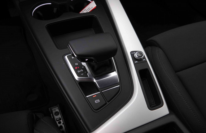 AUDI_AUDI_A4_2548644_16.jpg