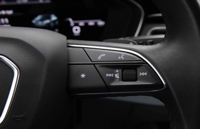 AUDI_AUDI_A4_2651988_19.jpg AUDI_AUDI_A4_2651988_19.jpg