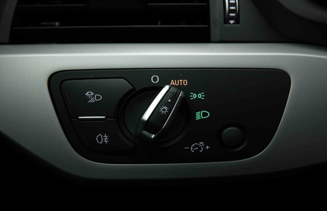 AUDI_AUDI_A4_2654454_21.jpg AUDI_AUDI_A4_2654454_21.jpg