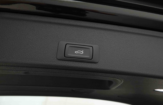 AUDI_AUDI_A4_2654454_6.jpg AUDI_AUDI_A4_2654454_6.jpg