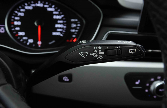 AUDI_AUDI_A4_2654889_17.jpg AUDI_AUDI_A4_2654889_17.jpg