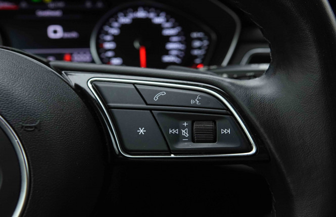 AUDI_AUDI_A4_2654889_20.jpg AUDI_AUDI_A4_2654889_20.jpg