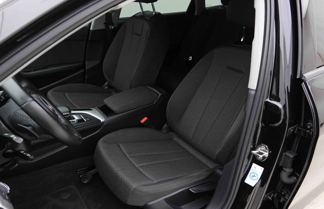 AUDI_AUDI_A4_2654889_7.jpg AUDI_AUDI_A4_2654889_7.jpg