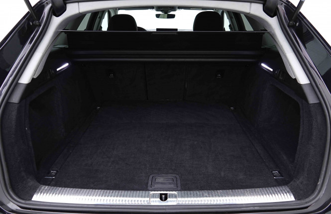 AUDI_AUDI_A4_2655251_5.jpg AUDI_AUDI_A4_2655251_5.jpg