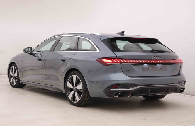 AUDI_AUDI_A5_2550748_28.jpg AUDI_AUDI_A5_2550748_28.jpg