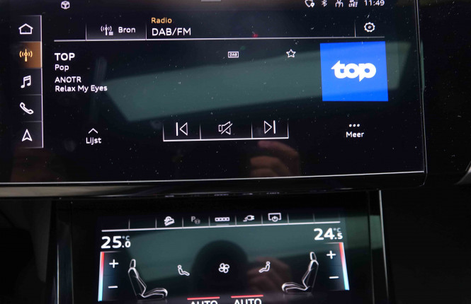 AUDI_AUDI_E_TRON_2551046_11.jpg AUDI_AUDI_E_TRON_2551046_11.jpg