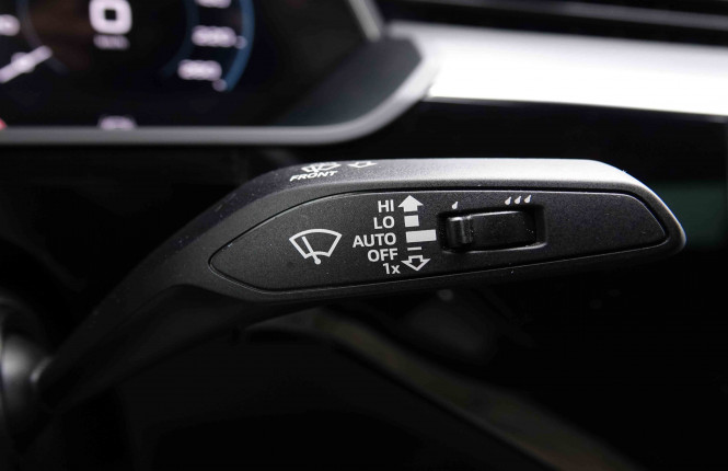 AUDI_AUDI_E_TRON_2551046_17.jpg AUDI_AUDI_E_TRON_2551046_17.jpg