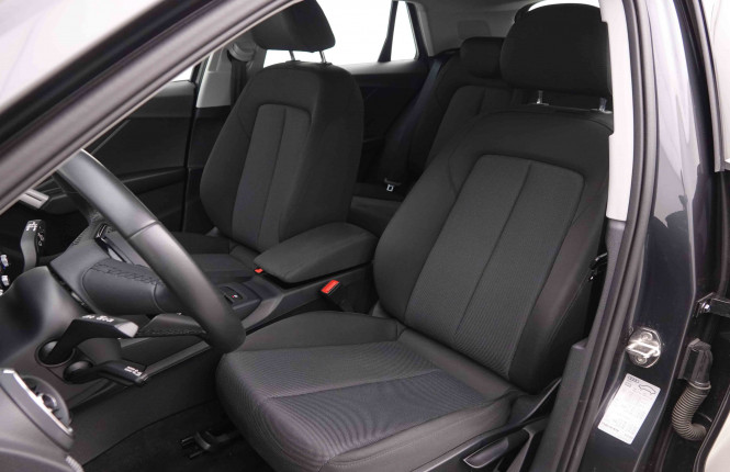 AUDI_AUDI_Q2_2549155_6.jpg
