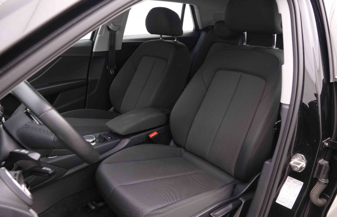 AUDI_AUDI_Q2_2549158_6.jpg