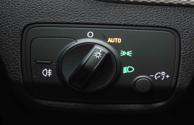 AUDI_AUDI_Q2_2549162_9.jpg