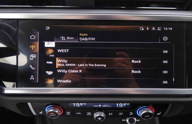 AUDI_AUDI_Q3_2550750_12.jpg
