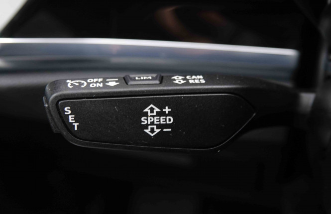 AUDI_AUDI_Q3_2550750_20.jpg