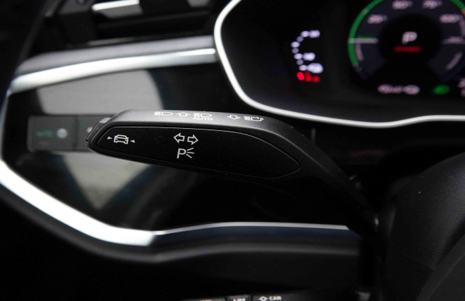 AUDI_AUDI_Q3_2652723_14.jpg AUDI_AUDI_Q3_2652723_14.jpg