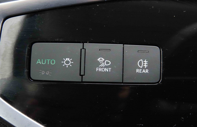 AUDI_AUDI_Q3_2652723_17.jpg AUDI_AUDI_Q3_2652723_17.jpg