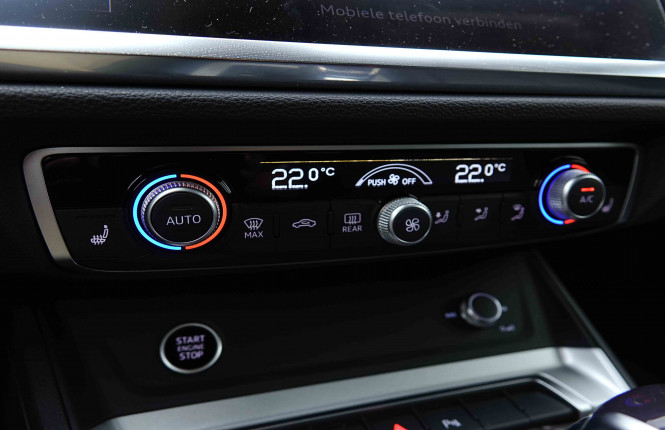 AUDI_AUDI_Q3_2655268_13.jpg AUDI_AUDI_Q3_2655268_13.jpg
