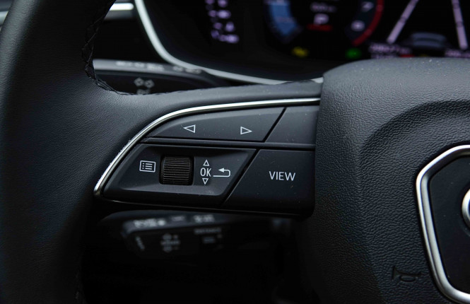 AUDI_AUDI_Q3_2655268_18.jpg AUDI_AUDI_Q3_2655268_18.jpg