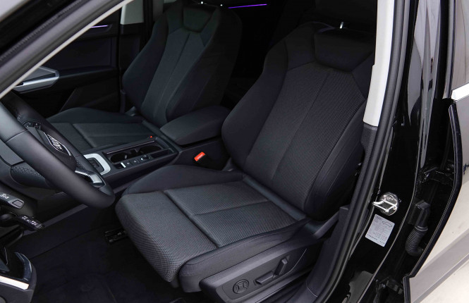 AUDI_AUDI_Q3_2655268_7.jpg AUDI_AUDI_Q3_2655268_7.jpg