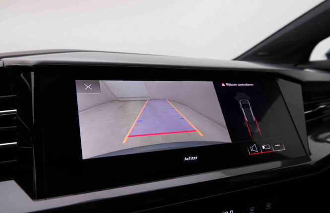 AUDI_AUDI_Q4 E_TRON_2548893_12.jpg