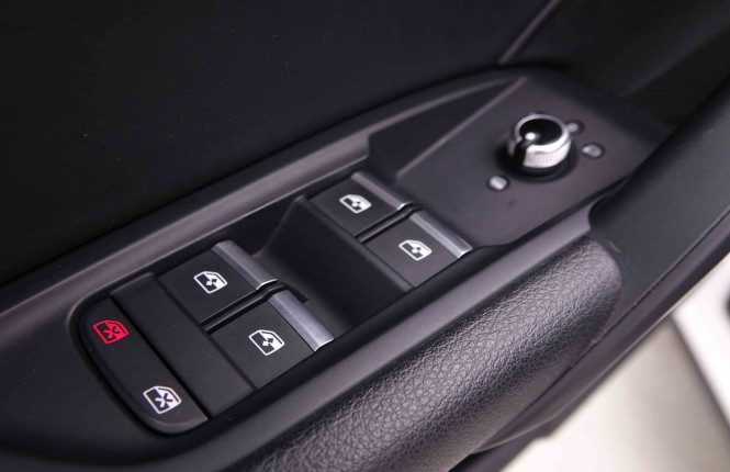 AUDI_AUDI_Q5_2548990_22.jpg