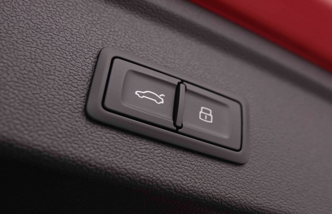 AUDI_AUDI_S3_2550246_6.jpg