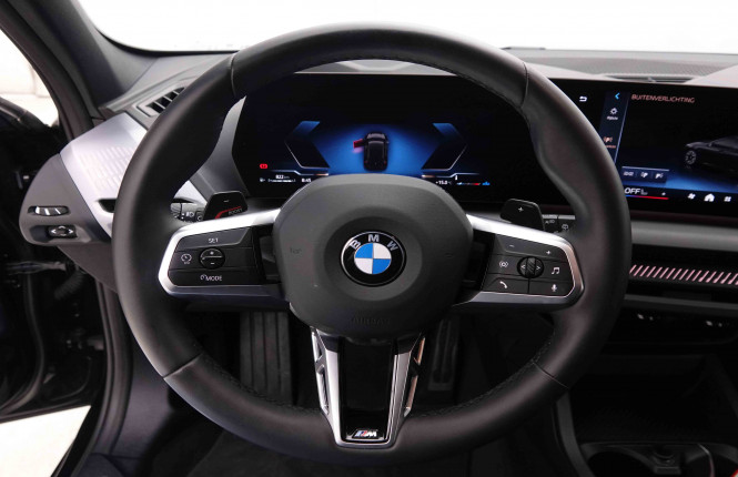 BMW_BMW_1_2551172_8.jpg BMW_BMW_1_2551172_8.jpg