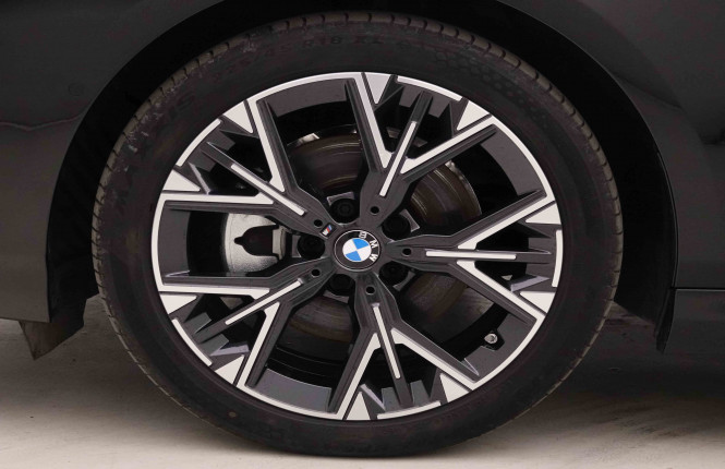 BMW_BMW_1_2651984_19.jpg BMW_BMW_1_2651984_19.jpg