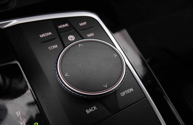 BMW_BMW_1_2652168_14.jpg BMW_BMW_1_2652168_14.jpg