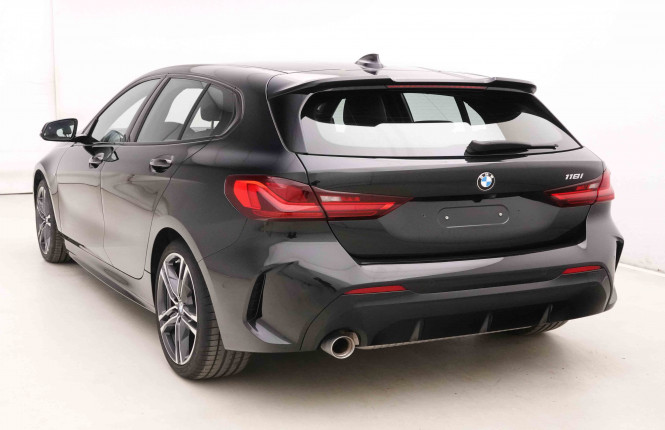 BMW_BMW_1_2652168_26.jpg BMW_BMW_1_2652168_26.jpg