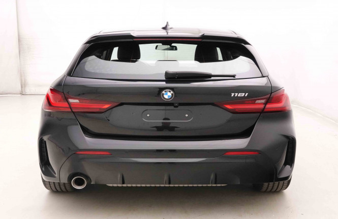 BMW_BMW_1_2652168_27.jpg BMW_BMW_1_2652168_27.jpg