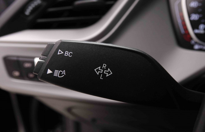 BMW_BMW_2_2550732_17.jpg