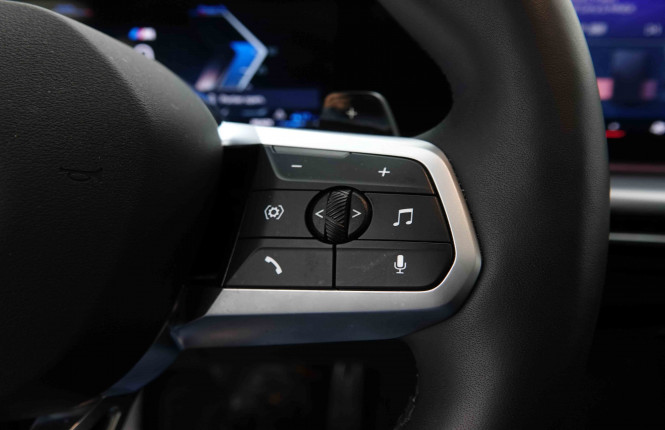 BMW_BMW_2_2653620_20.jpg