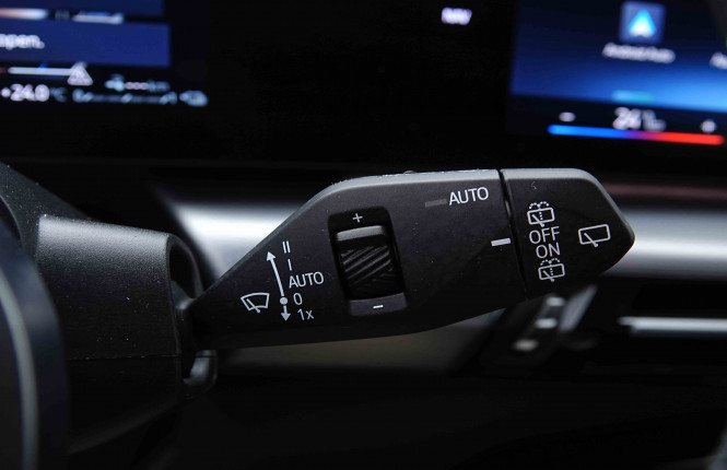 BMW_BMW_2_2654912_16.jpg