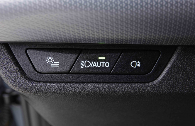 BMW_BMW_2_2654912_19.jpg