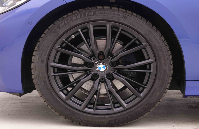 BMW_BMW_3_2548539_25.jpg