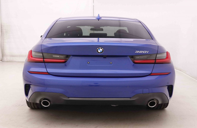 BMW_BMW_3_2548539_31.jpg