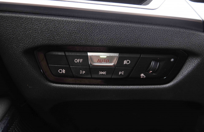 BMW_BMW_3_2548718_11.jpg