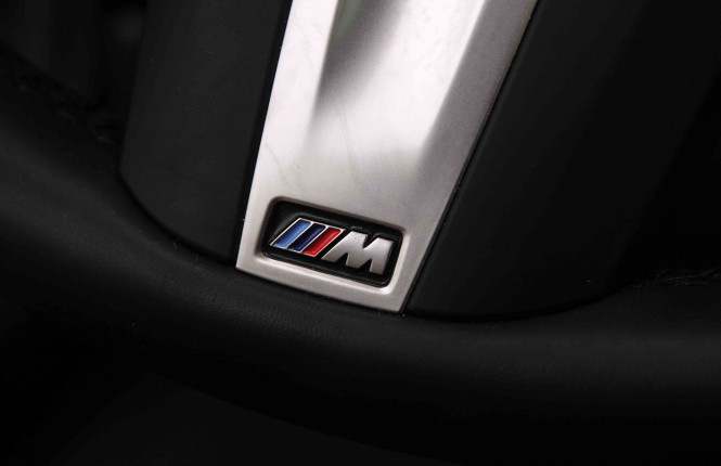 BMW_BMW_3_2548718_25.jpg