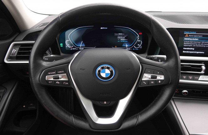 BMW_BMW_3_2549453_10.jpg