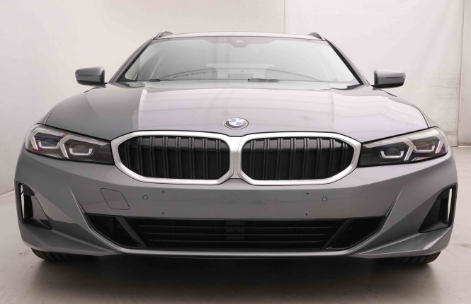BMW_BMW_3_2550111_30.jpg