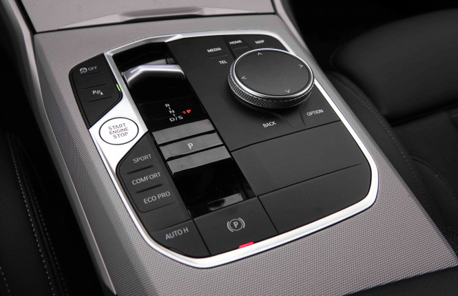 BMW_BMW_3_2550279_18.jpg