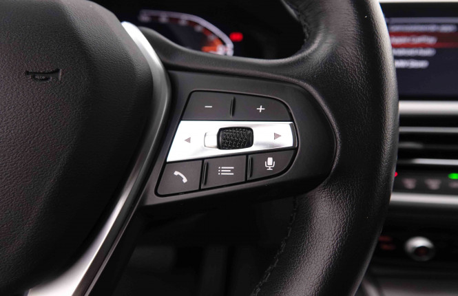 BMW_BMW_3_2550681_20.jpg BMW_BMW_3_2550681_20.jpg