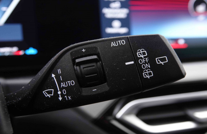 BMW_BMW_3_2550829_19.jpg BMW_BMW_3_2550829_19.jpg