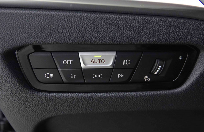 BMW_BMW_3_2654938_22.jpg BMW_BMW_3_2654938_22.jpg