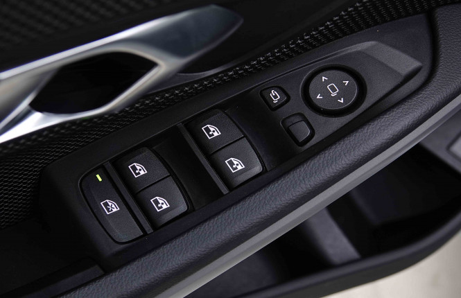 BMW_BMW_3_2655050_23.jpg